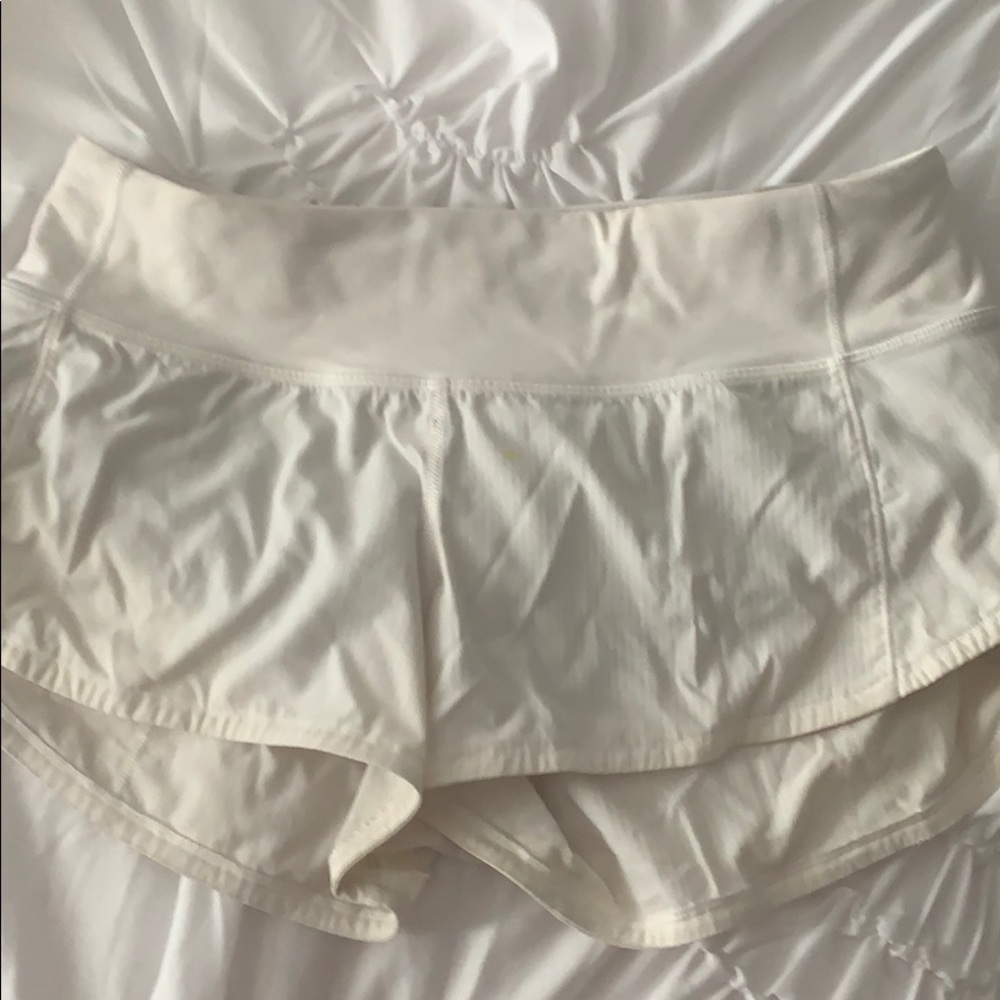 White lulu lemon speed up shorts